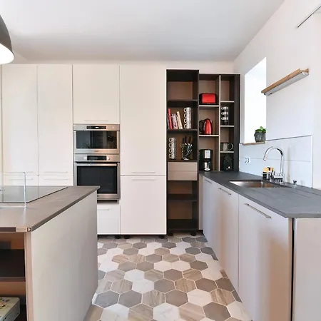 Les Rosiers Du Blosen Holiday home Thann